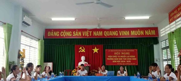 hinh hội nghị 1